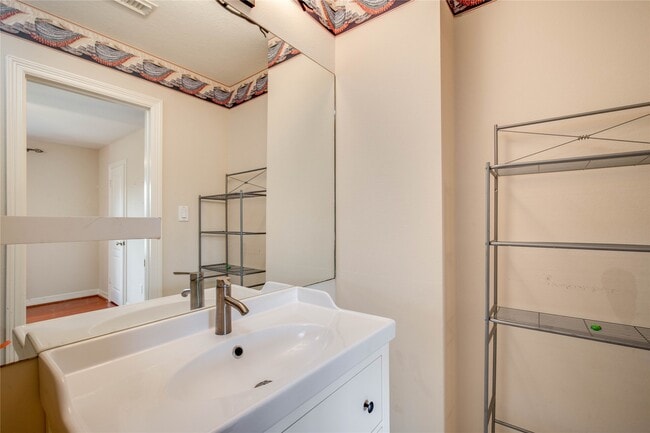 Building Photo - 3135 Old Masters Dr