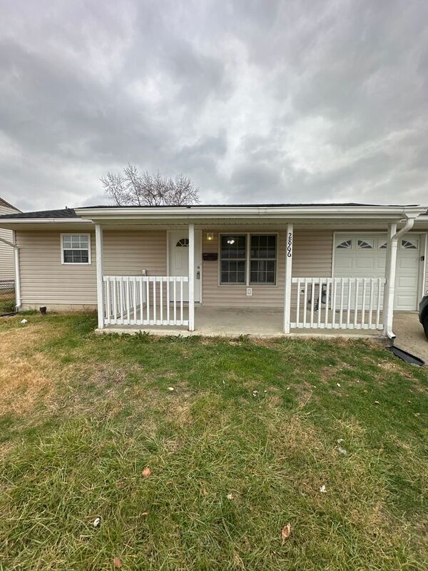 Building Photo - 2866 Hillgate Rd
