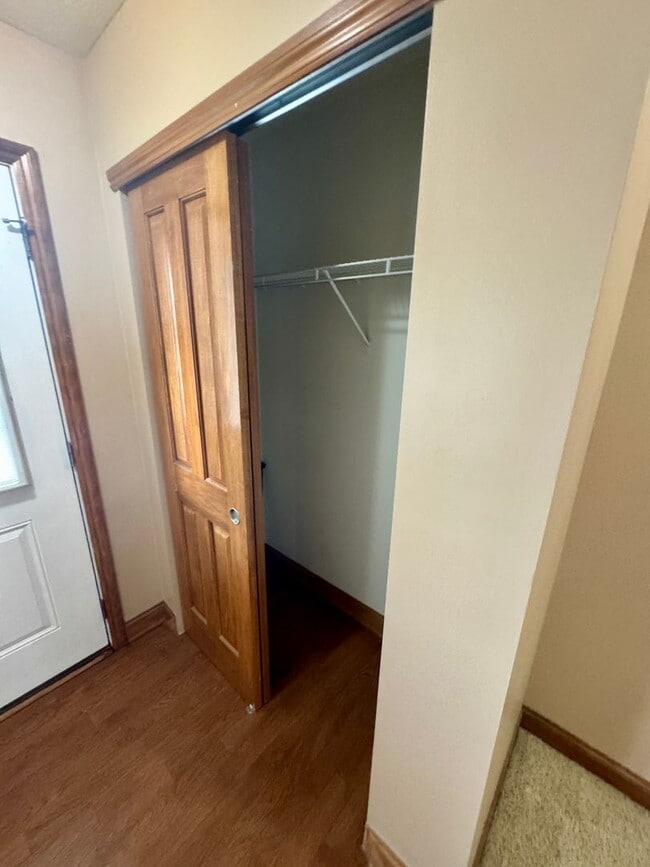 Building Photo - 2 Bedroom - Dublin
