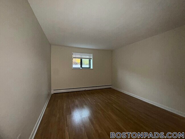 Foto del edificio - 66 Homer Ave