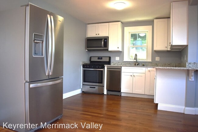 Foto del edificio - 2 br, 1 bath House - 25 Pratt St