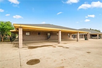 Building Photo - 10 Inspiration Rd