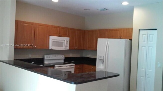 Foto del edificio - 2556 SW 83rd Ave