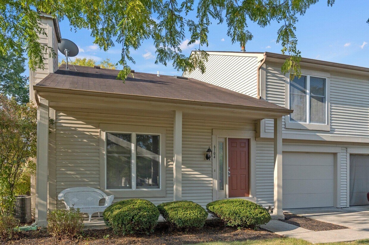 6104 Crofton Dr, Fort Wayne, IN 46835 Condo for Rent in Fort Wayne