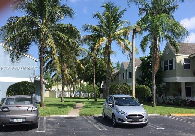 Building Photo - 17320 NW 67th Pl