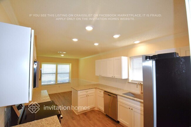 Foto del edificio - 6885 Hickory Hollow Ln