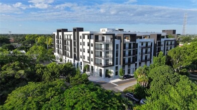 Building Photo - 18300 SW 98th Ave