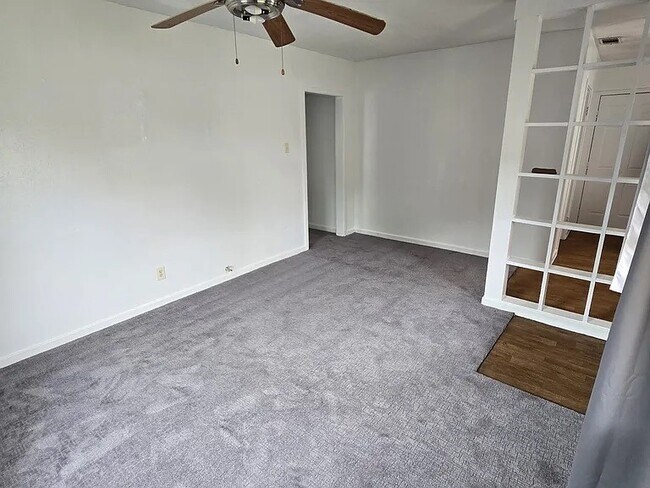 Foto del edificio - 215 Park St