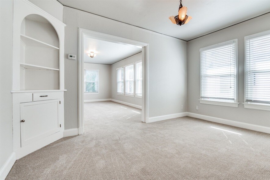 Foto principal - 1324 Kings Hwy