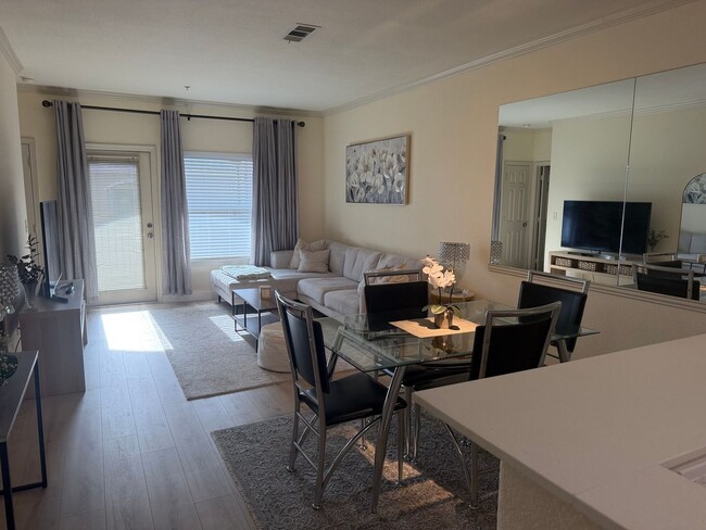 Building Photo - 8434 Walerga Rd