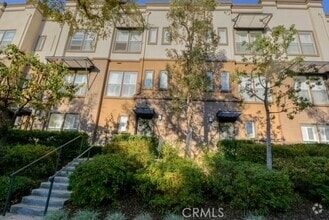 Building Photo - 2256 Clark Dr