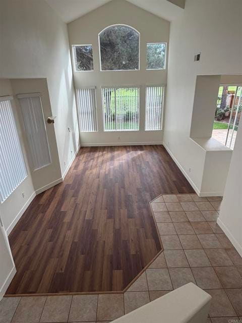 Foto del edificio - 2450 La Costa Ave