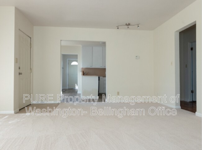 Foto del edificio - 2720 Russell St