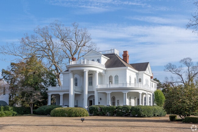 Historic homes wait to tell their stories in Dublin.