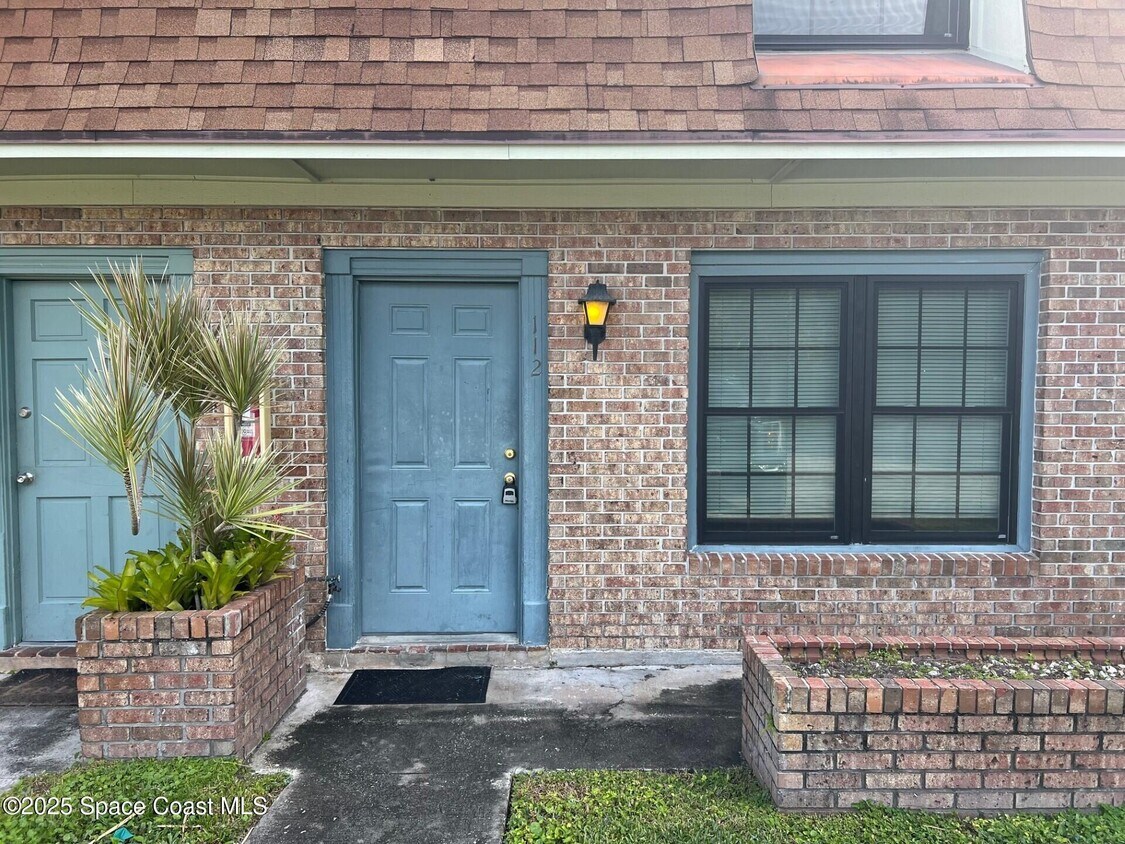 Foto principal - 1301 Arlington Ln NE