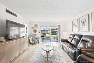 Building Photo - 1050 Sugar Sands Blvd