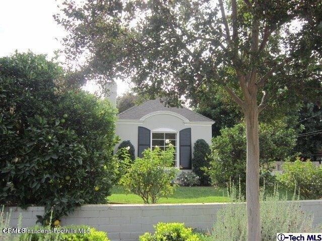 Building Photo - 1670 Sherwood Rd