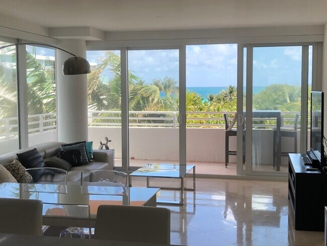 Building Photo - Ocean Place Condo Fully Furnished Ocean Views