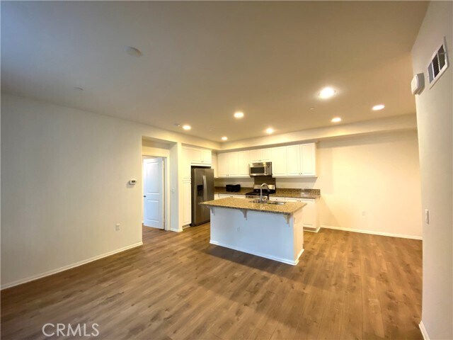 Foto del edificio - 584 Orlando Ct