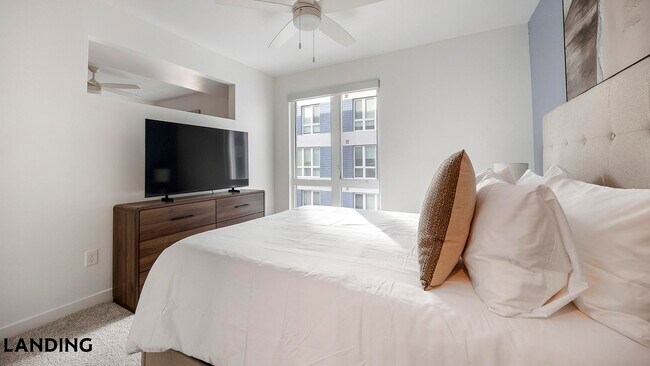 Foto del edificio - 707 S Farmer Ave