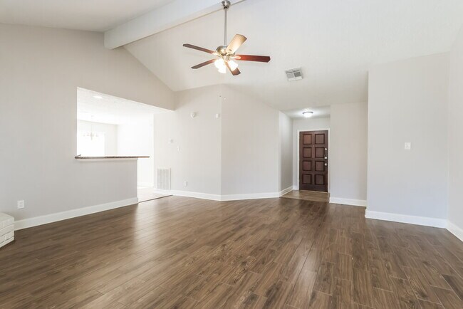 Building Photo - 7526 Shoshone Dr