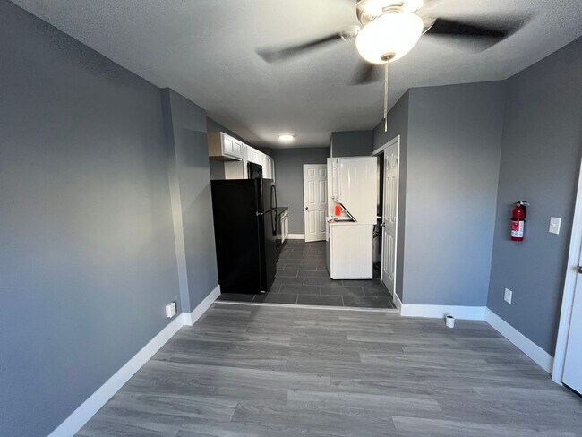 Foto del edificio - 846 Bingaman - LXR