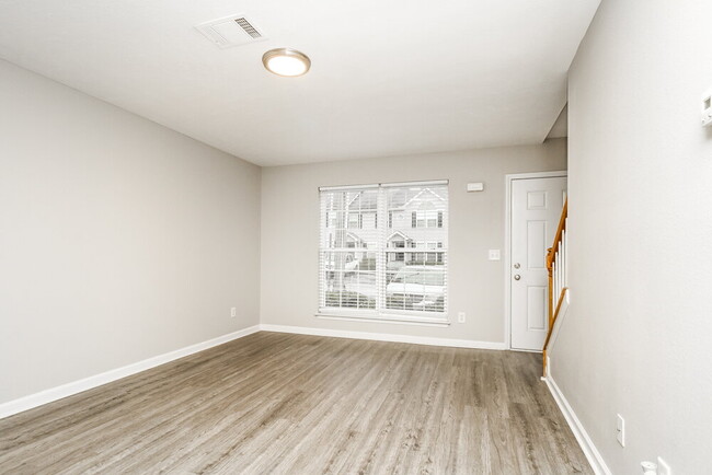 Building Photo - 8033 Logan Dr