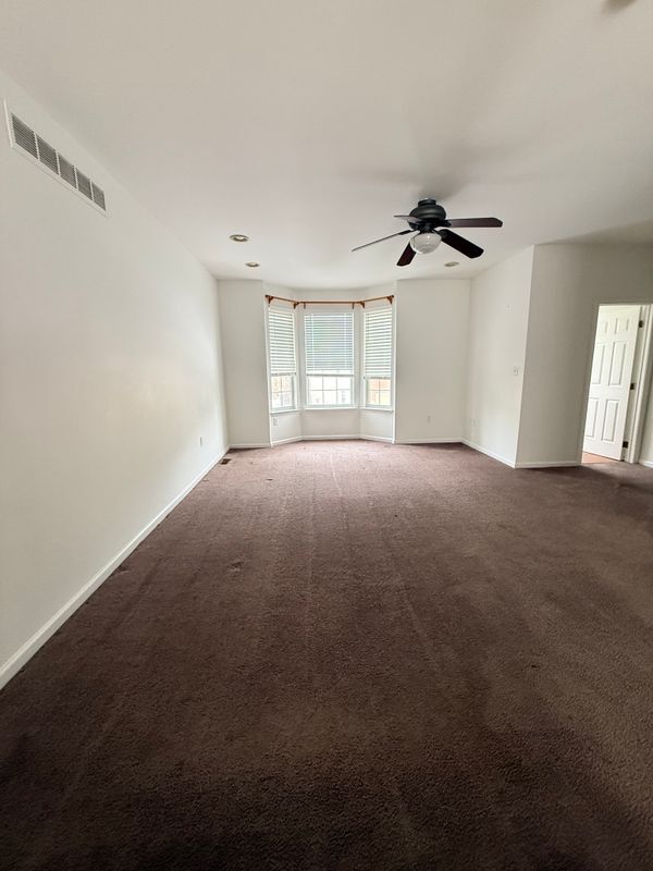 Building Photo - 22 Brittany Ln