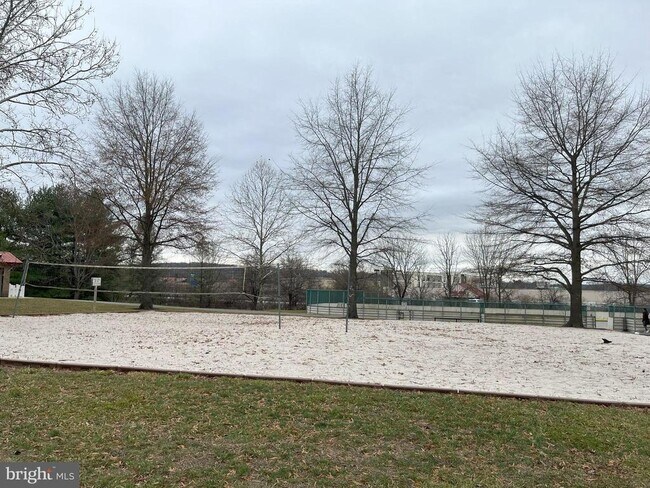 Foto del edificio - 18 Madison Way