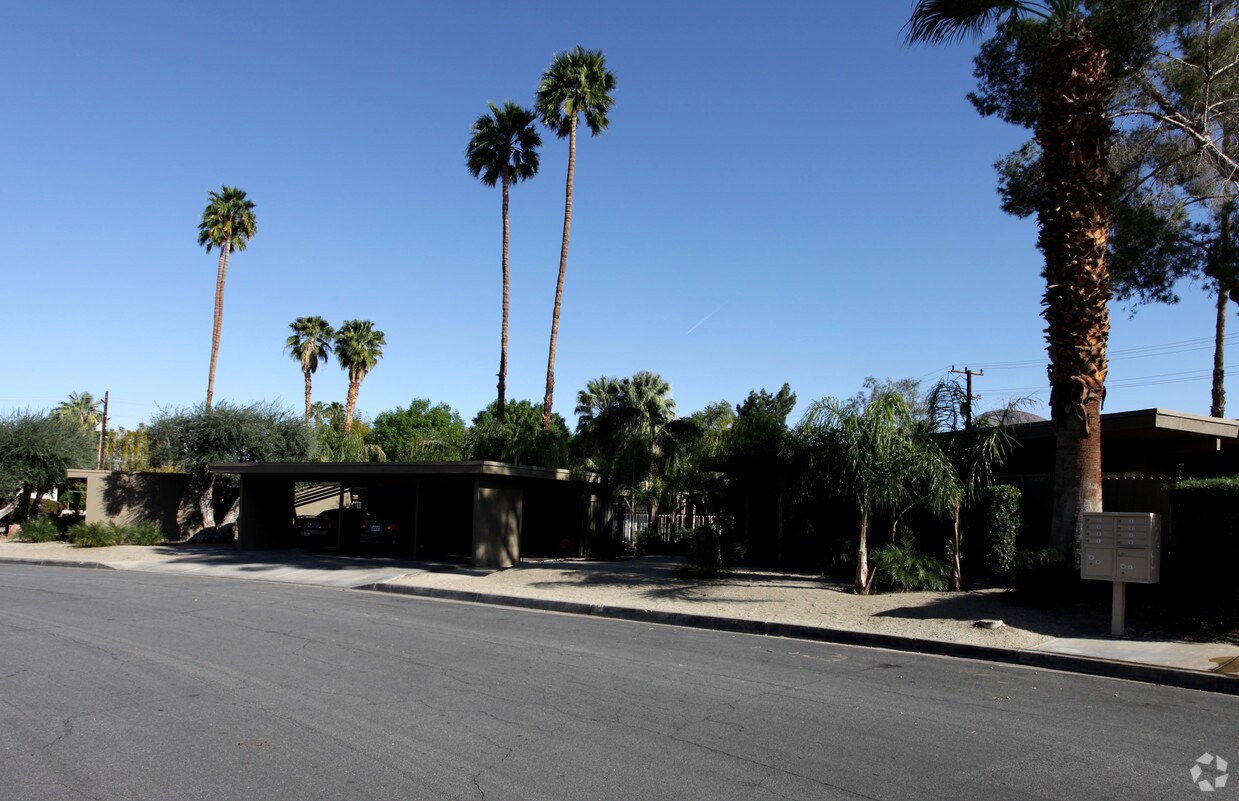 Primary Photo - 74601-74615 Shadow Hills Rd