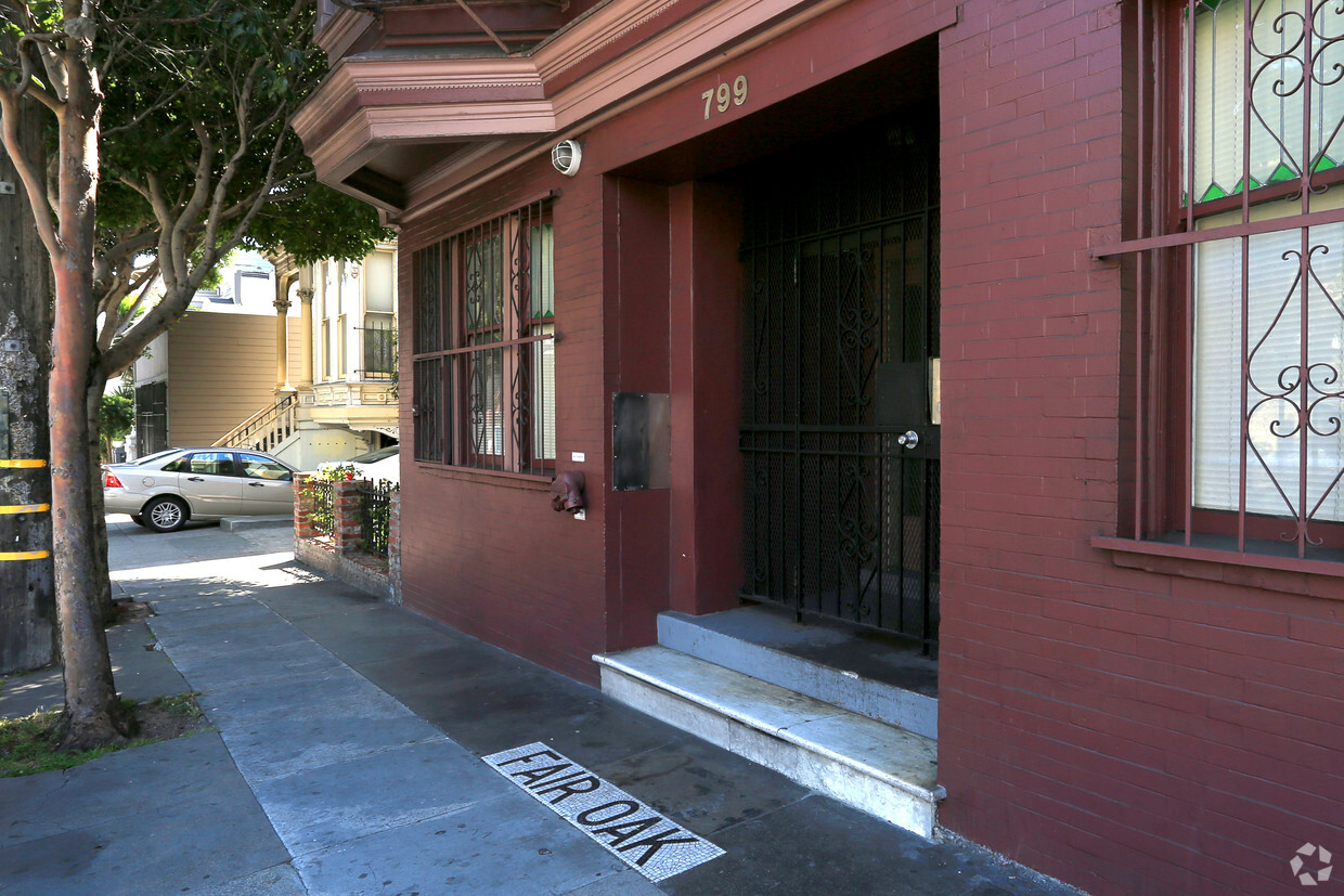 Front Gate - Fair Oaks Apartments