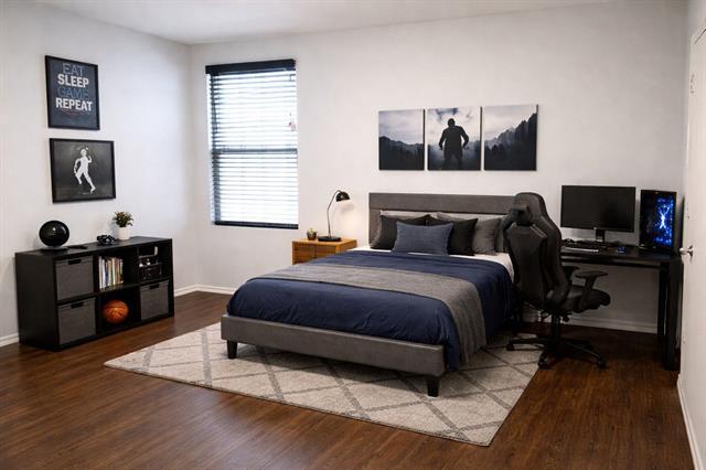 Foto del edificio - 16709 Woodside Dr