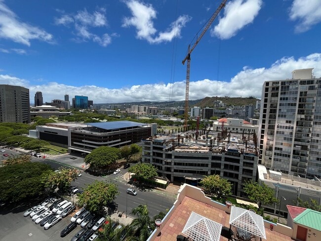 Building Photo - One Archer Lane - 2 bedrooms, 2 full bathr...