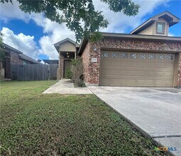 Building Photo - 295 Rosalie Dr