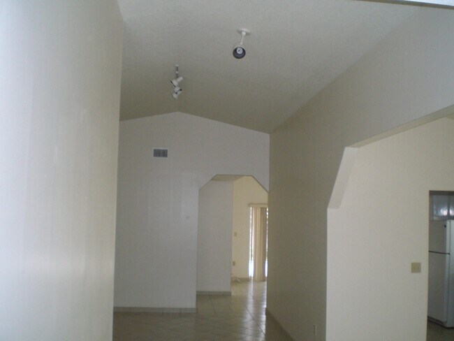 Building Photo - 14421 SW 114th St