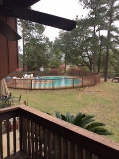 Building Photo - 139 Lakeside Villa