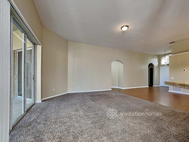 Building Photo - 304 Bowling Green Ct