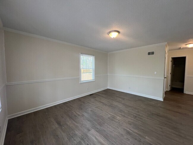 Foto del edificio - 3 Bedroom close to Uptown