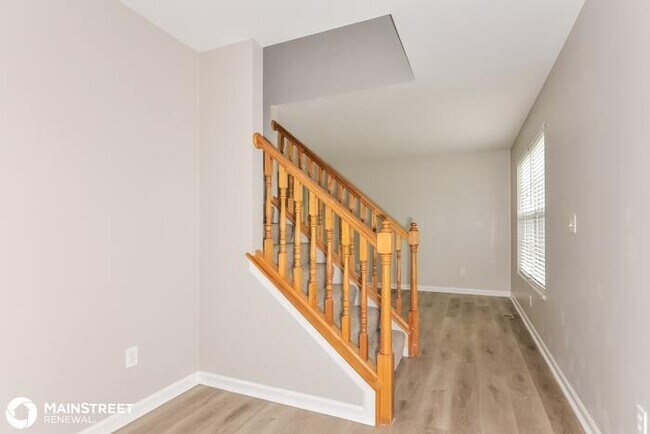 Building Photo - 915 STONE CROSSING DR, WENTZVILLE, MO 63385