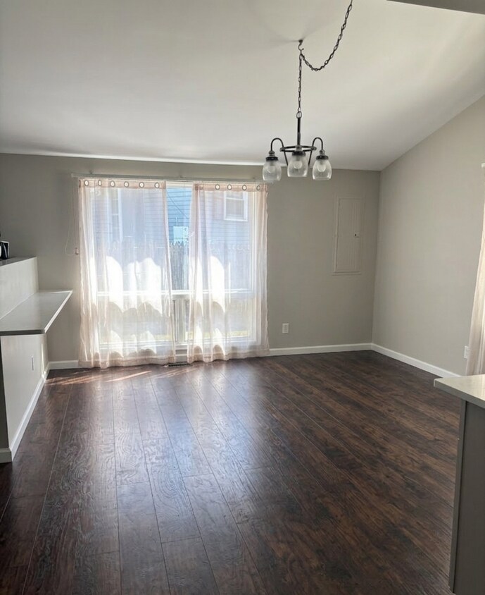 Foto del edificio - 1375 Lesher Ave