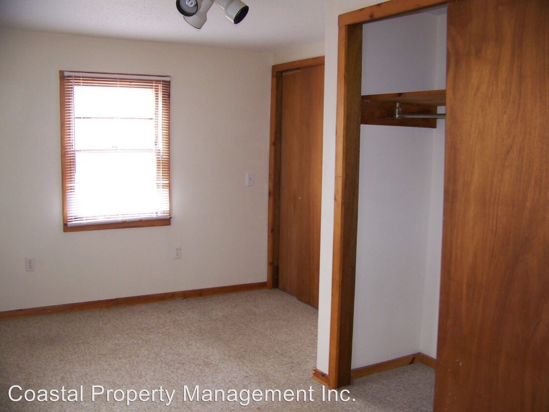 Foto del edificio - 2 br, 1 bath House - 130 West Meadow Rd