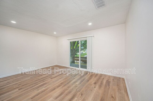 Foto del edificio - 6621 W 94th Terrace