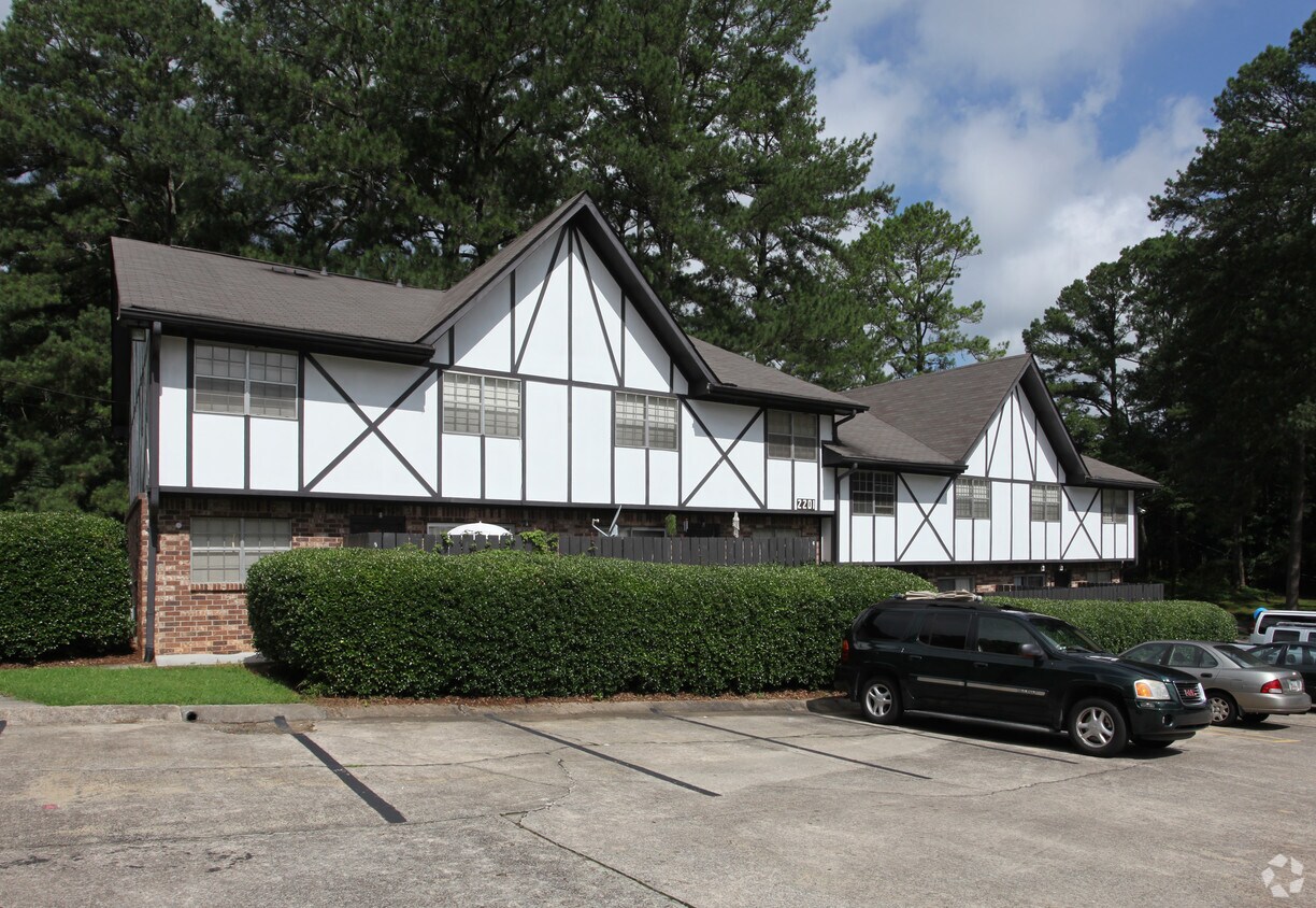 Hampton Hall Apartments Atlanta, GA