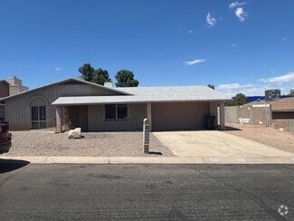 Building Photo - 675 Ridgecrest Dr