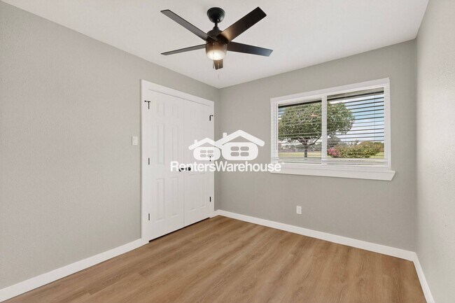 Foto del edificio - 507 S Spring Creek Dr