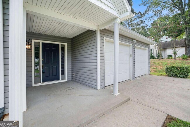 Building Photo - 1812 Crestwood Dr NW