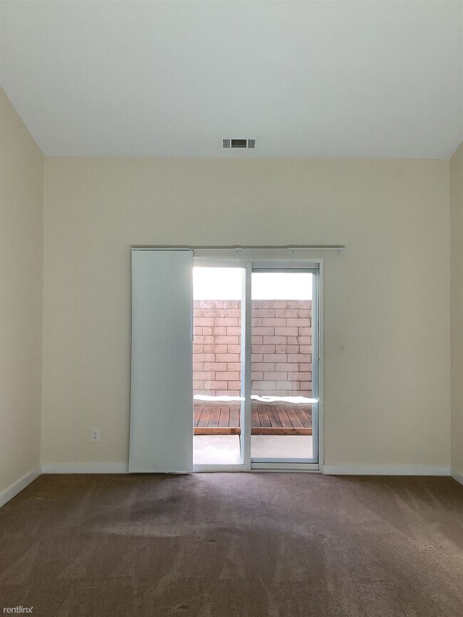 Foto del edificio - 3 br, 2.5 bath Townhome - 2339 Westbury Way