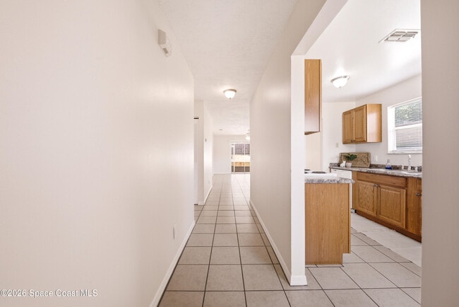 Building Photo - 4519 Barna Ave