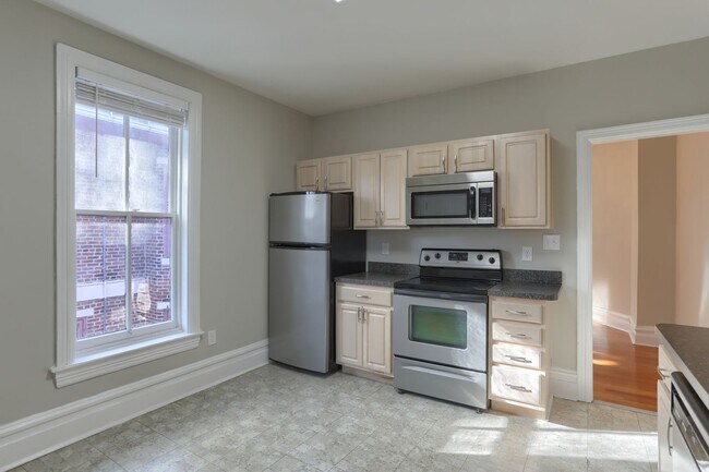 Building Photo - 1609 Green Street