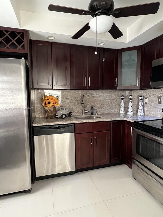 Foto principal - 1400 SW 27th Ave